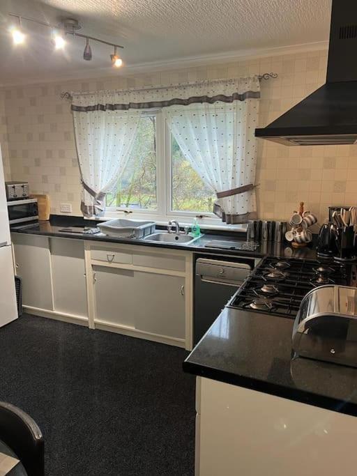 Stunning Views Villa Лохгойлхед Екстериор снимка